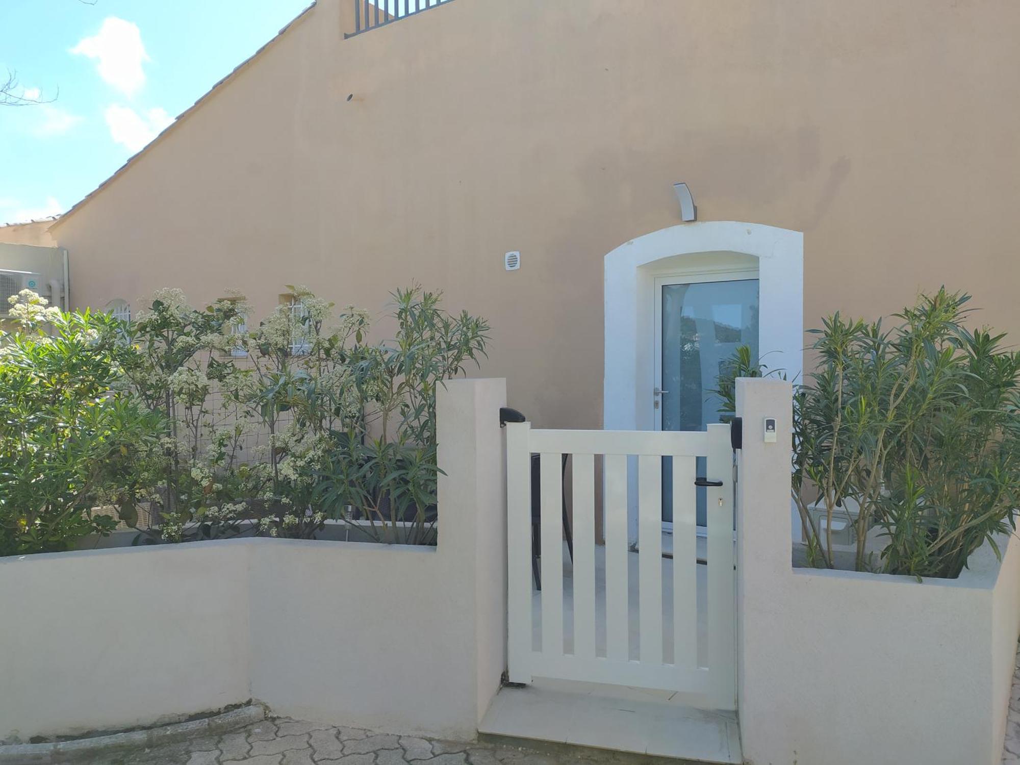 Vacance Location Mer Piscine Var Sud Terrasse Les Issambres Exteriör bild